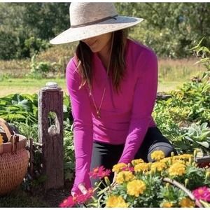 NWT Line in the Sand Rashguard With‎ Built in Bra Size Medium Ruching Pink